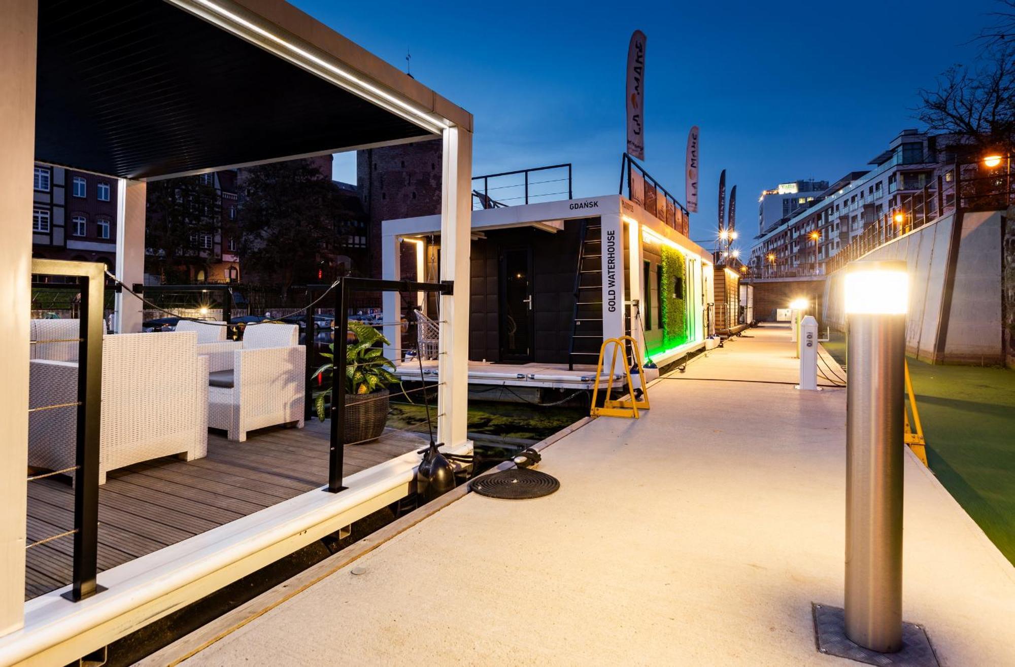 Domy Na Wodzie - La Mare Motlava Houseboats With Sauna By Downtown Apartments Gdańsk Buitenkant foto