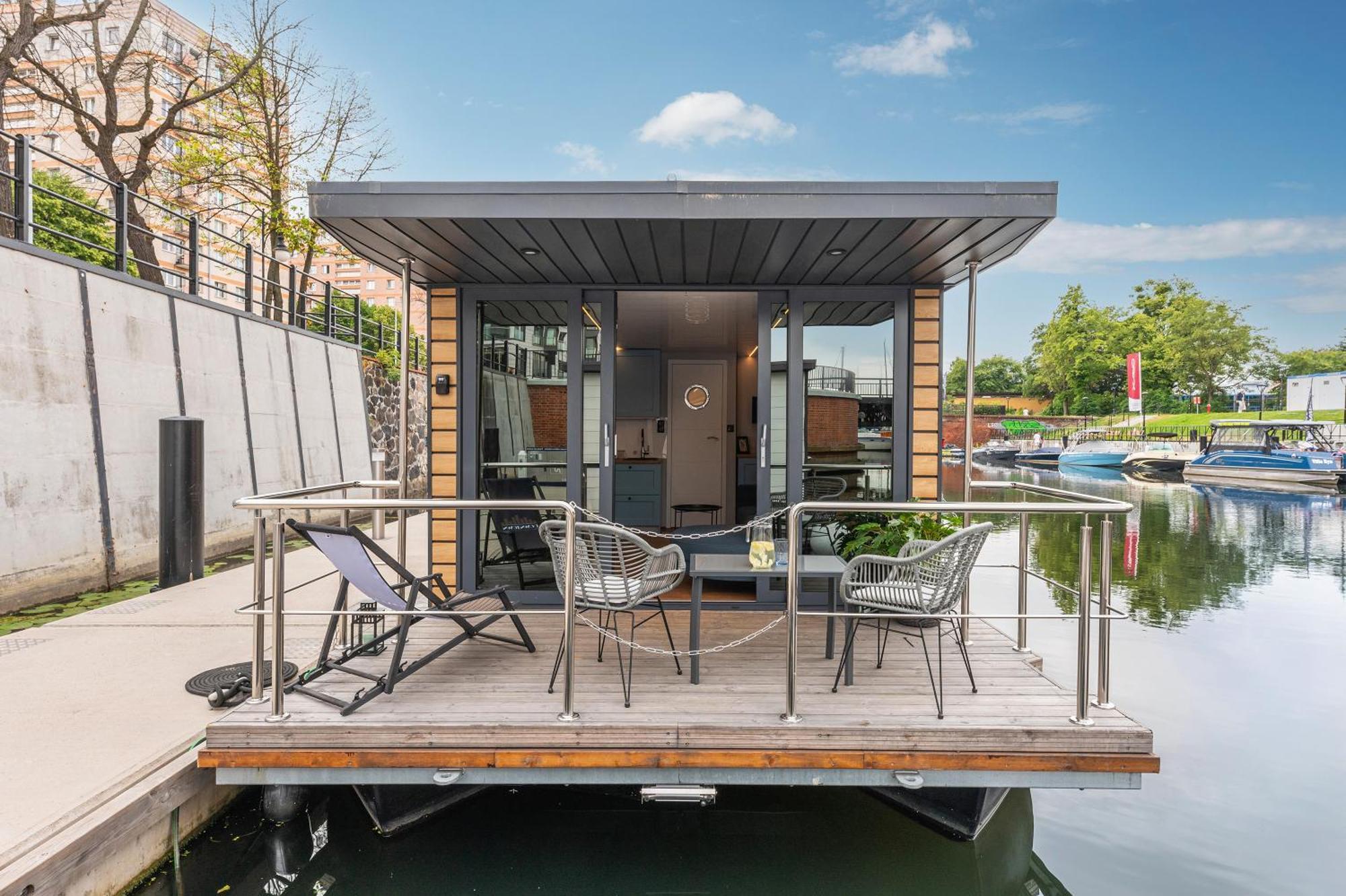 Domy Na Wodzie - La Mare Motlava Houseboats With Sauna By Downtown Apartments Gdańsk Kamer foto